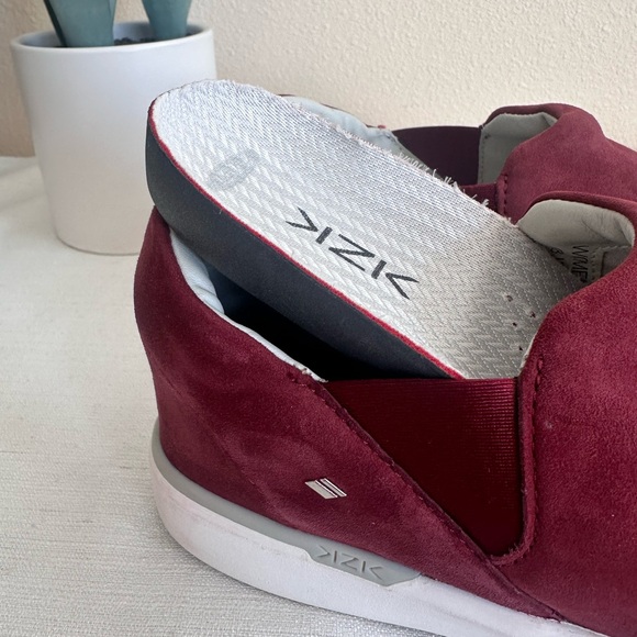 Kizik Paris Maroon Suede Slip On Sneakers Women’s 7 - Picture 10 of 14